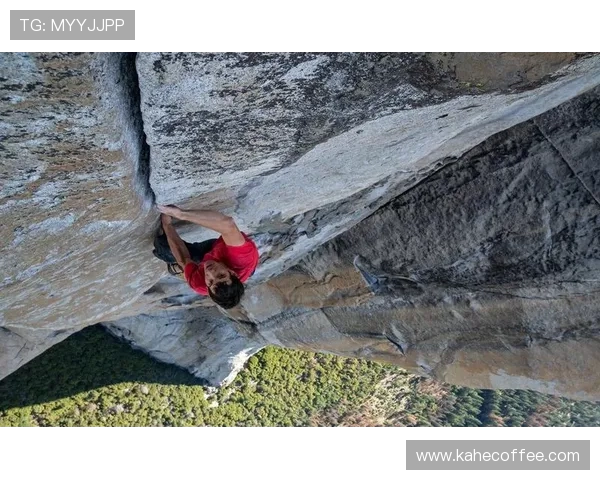 上海攀岩队意识形态争议引发热议探讨攀岩运动的未来发展方向