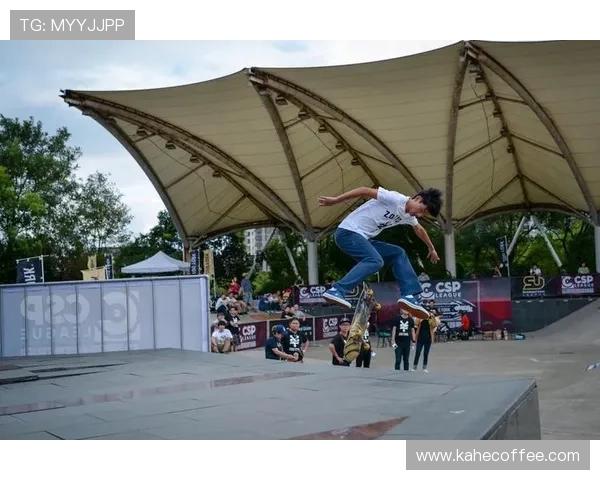 上海滑板队在世界滑板锦标赛中的拼搏故事与荣耀时刻