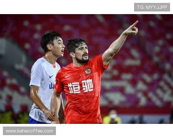 北京篮球队以71分领跑冠军赛积分榜展现强大实力