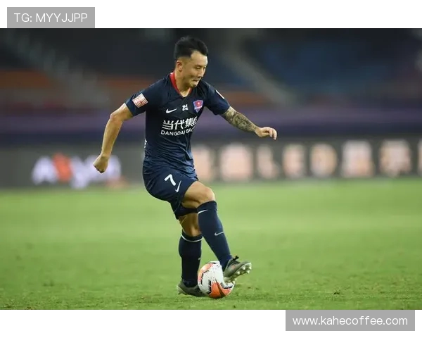 武汉极限运动队防守策略分析与比赛表现评估