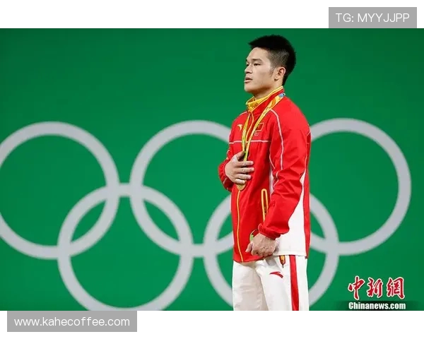 深圳网球队在钻石联赛中的拼搏历程与荣耀时刻回顾