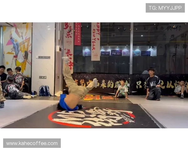 广州街舞队的文化意识与风格探索：街舞在城市生活中的独特表达